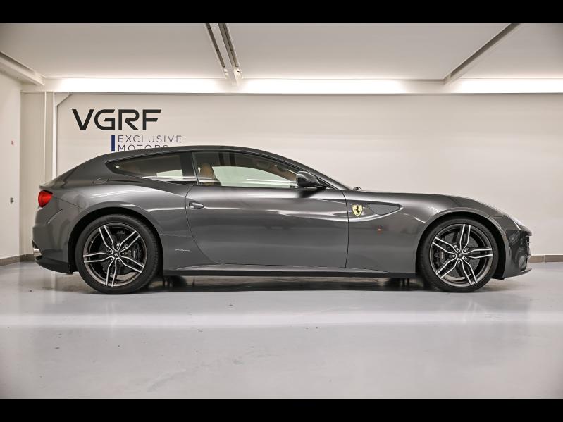 Voitures occasions FERRARI FF Base Paris