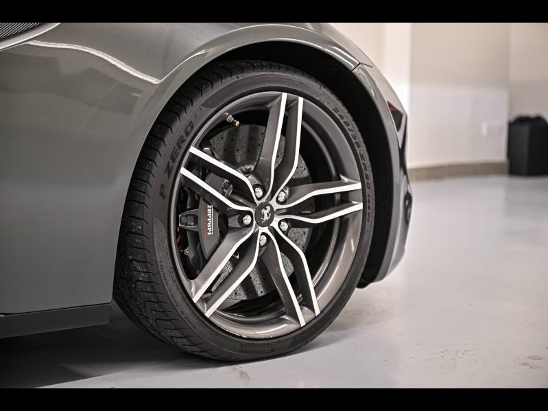 Voitures occasions FERRARI FF Base Paris