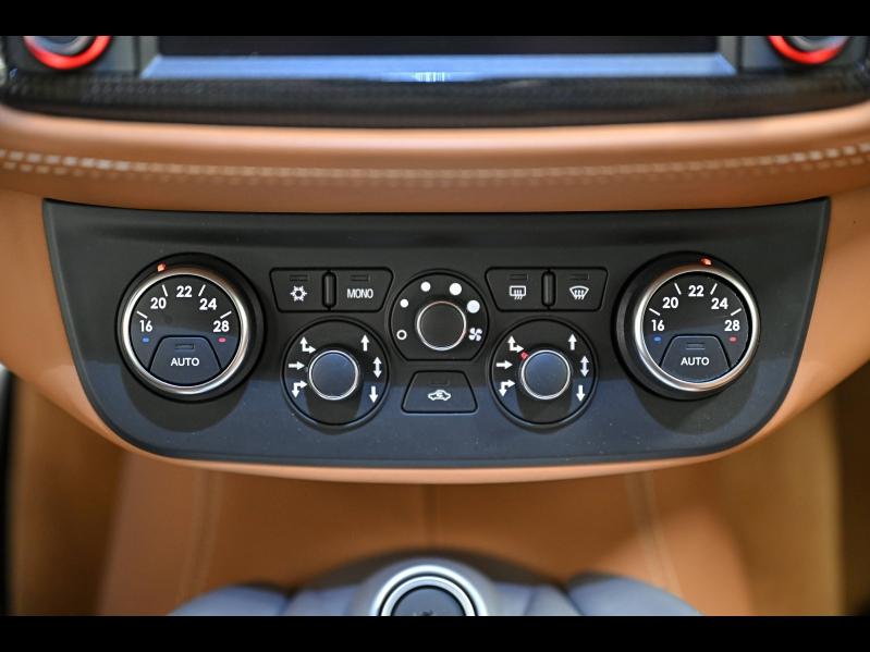 Voitures occasions FERRARI FF Base Paris