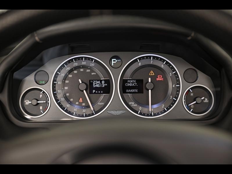Voitures occasions ASTON MARTIN DBS Volante Base Paris