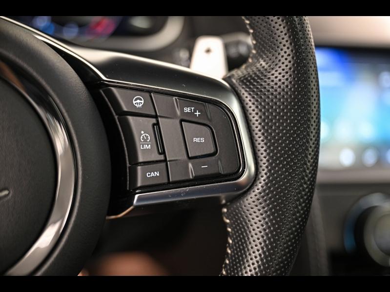 Voitures occasions JAGUAR F-Type Coupe R-Dynamic Paris