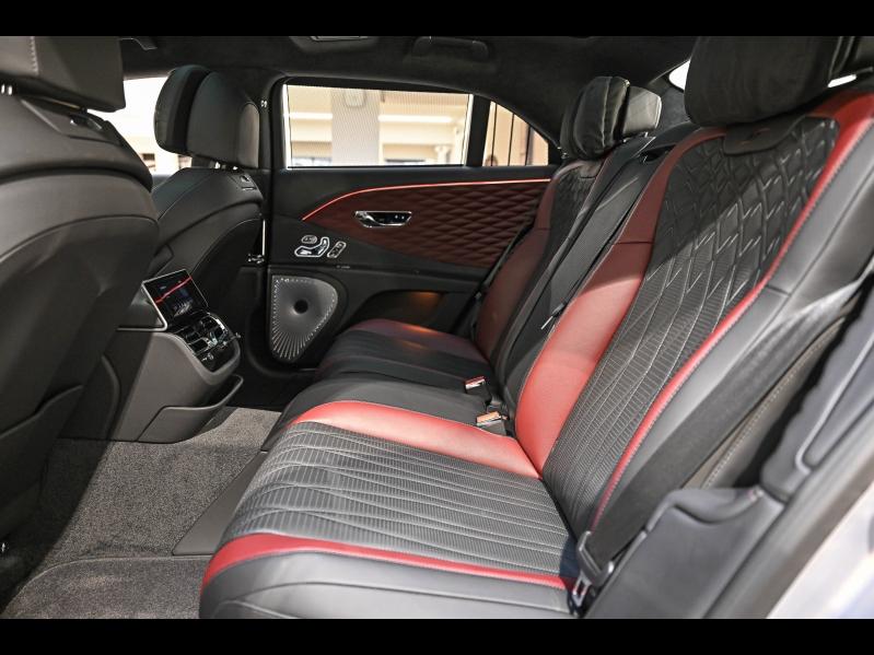 Voitures occasions BENTLEY Flying Spur Base Paris