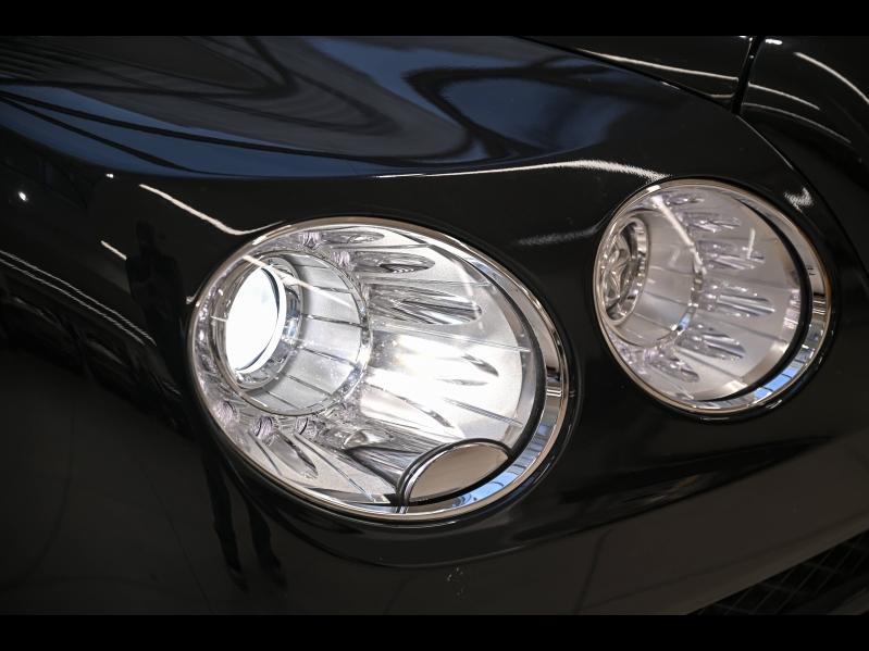 Voitures occasions BENTLEY Flying Spur Base Paris