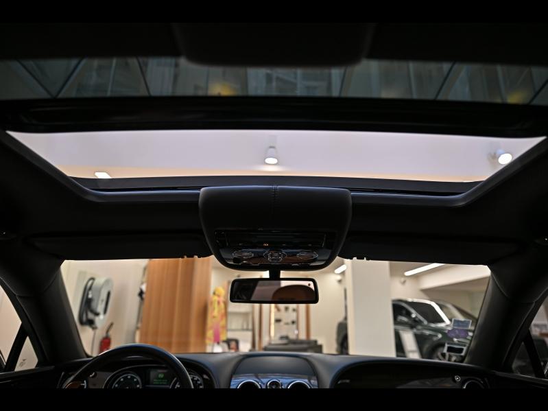 Voitures occasions BENTLEY Flying Spur Base Paris