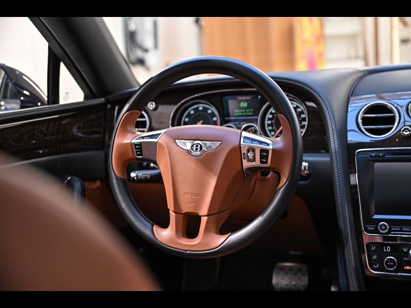 Voitures occasions BENTLEY Flying Spur Base Paris