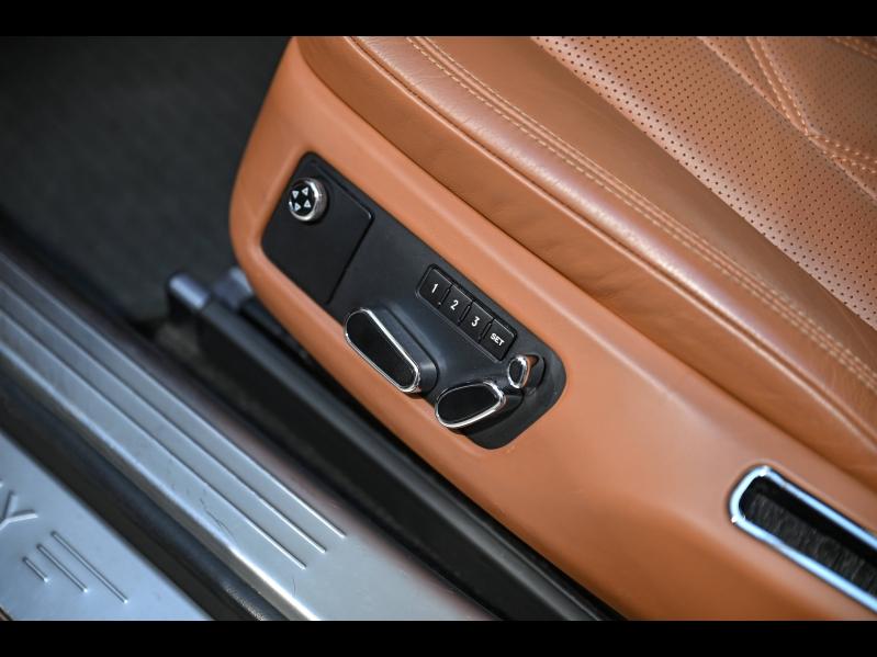 Voitures occasions BENTLEY Flying Spur Base Paris