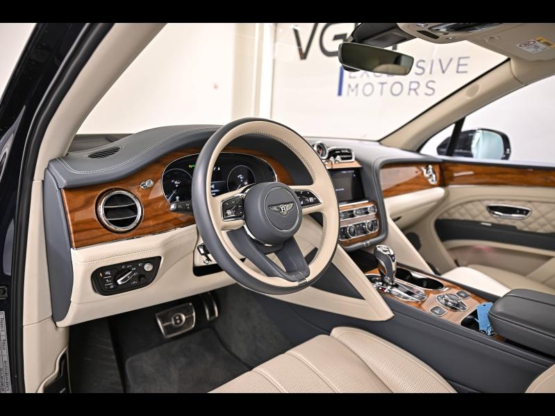 Voitures occasions BENTLEY Bentayga Base Paris