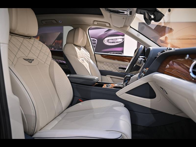 Voitures occasions BENTLEY Bentayga Base Paris
