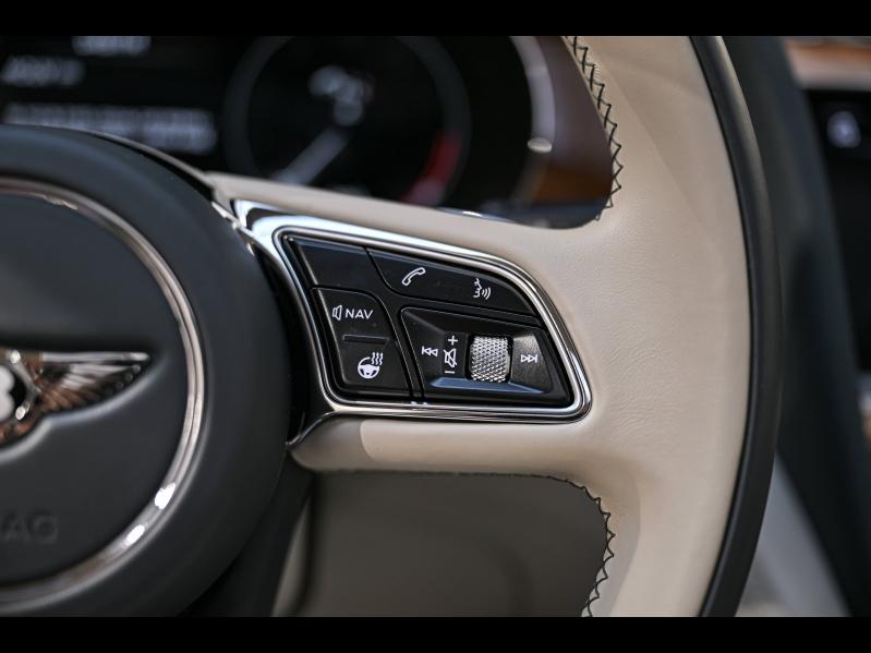 Voitures occasions BENTLEY Bentayga Base Paris