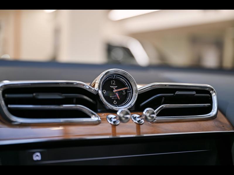 Voitures occasions BENTLEY Bentayga Base Paris