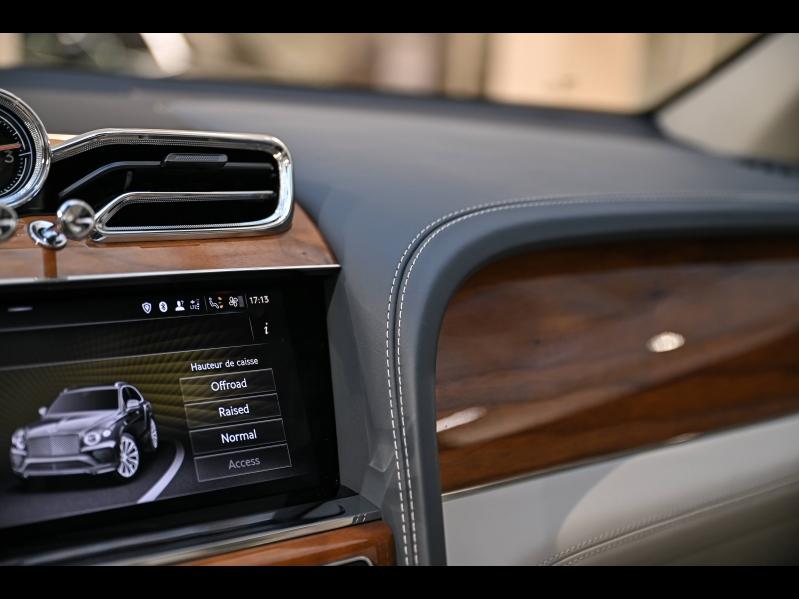 Voitures occasions BENTLEY Bentayga Base Paris