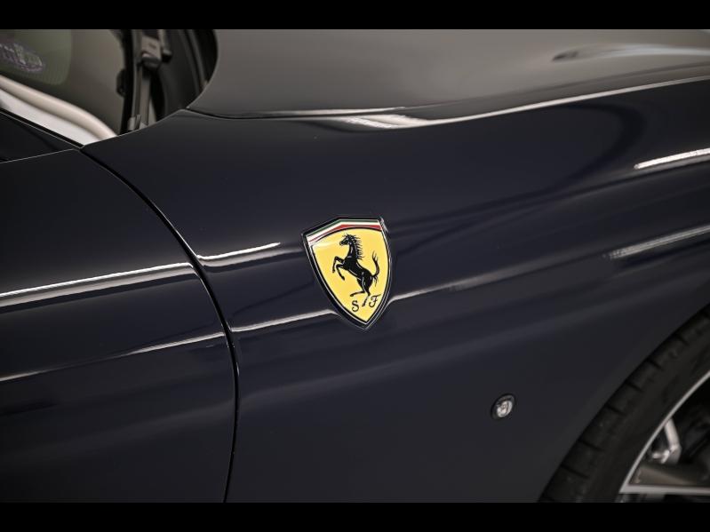 Voitures occasions FERRARI Portofino Base Paris