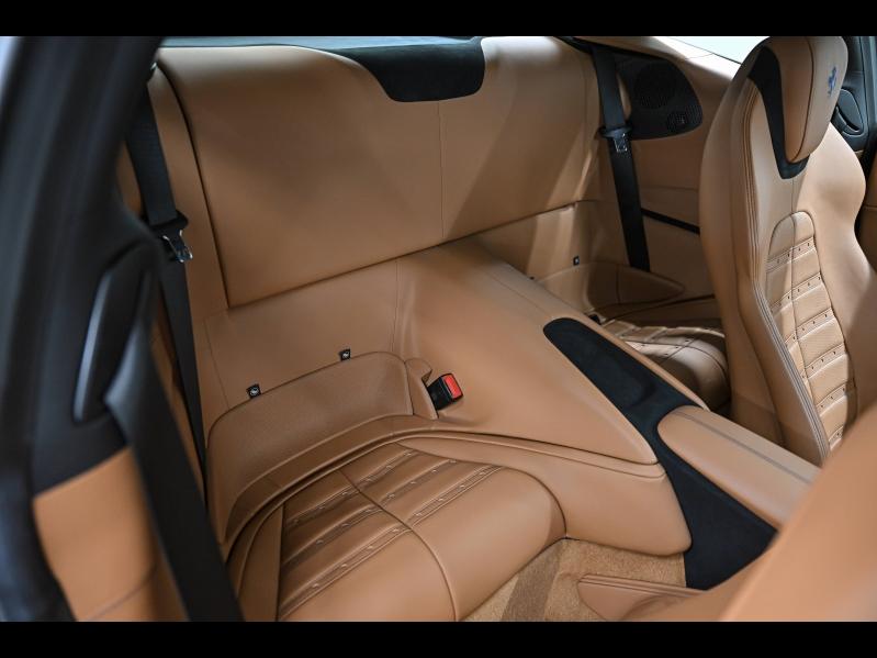 Voitures occasions FERRARI Portofino Base Paris