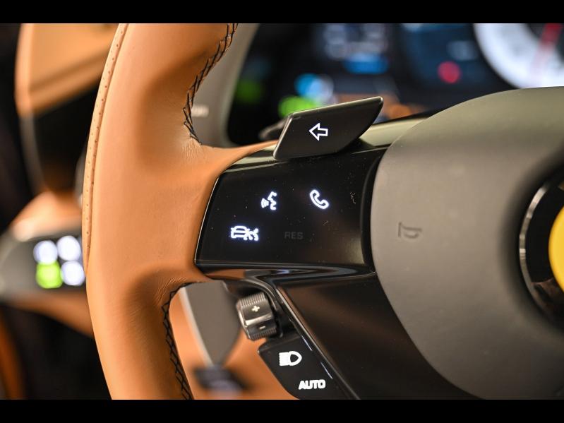 Voitures occasions FERRARI Portofino Base Paris