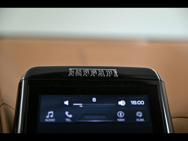 Voitures occasions FERRARI Portofino Base Paris