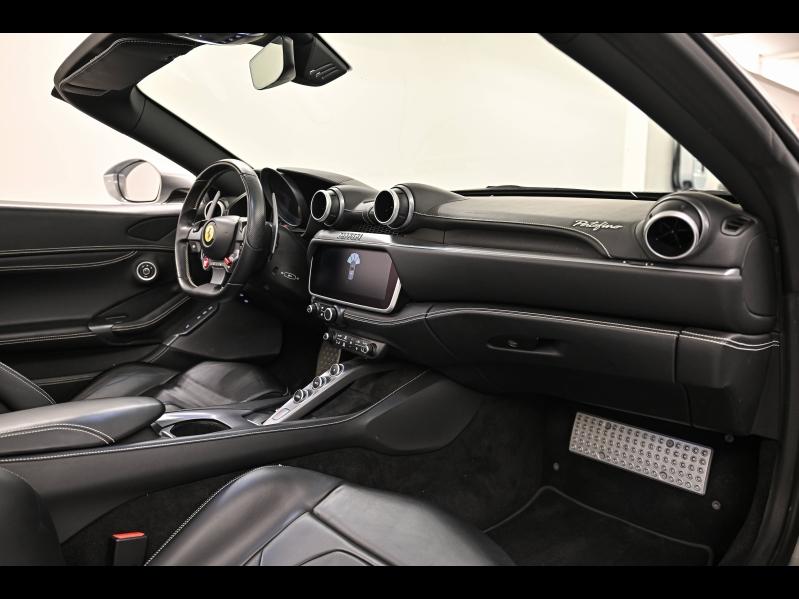 Voitures occasions FERRARI Portofino Base Paris