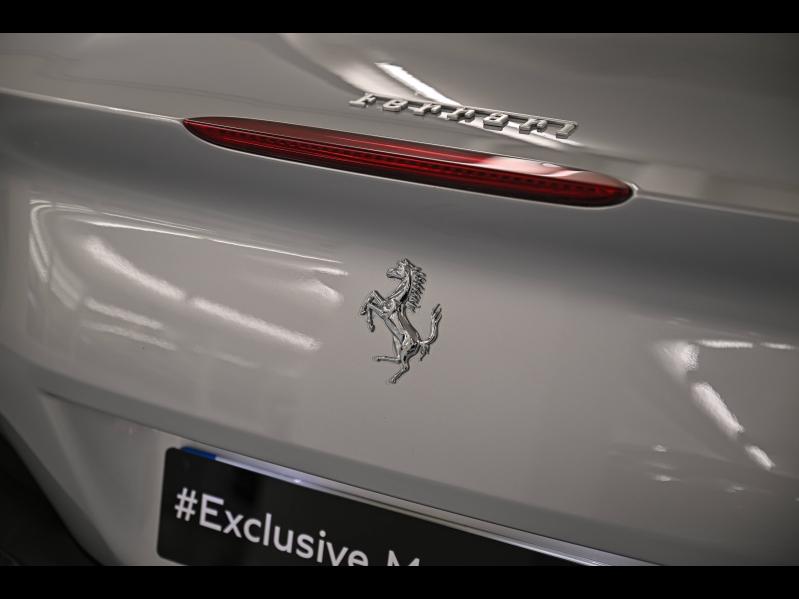 Voitures occasions FERRARI Portofino Base Paris