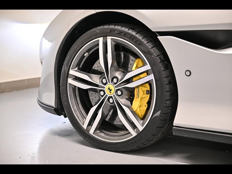 Voitures occasions FERRARI Portofino Base Paris