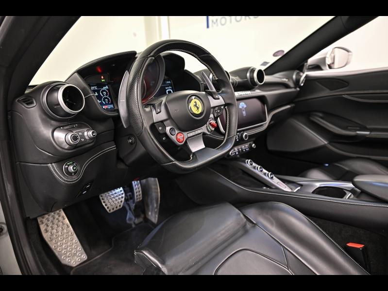 Voitures occasions FERRARI Portofino Base Paris