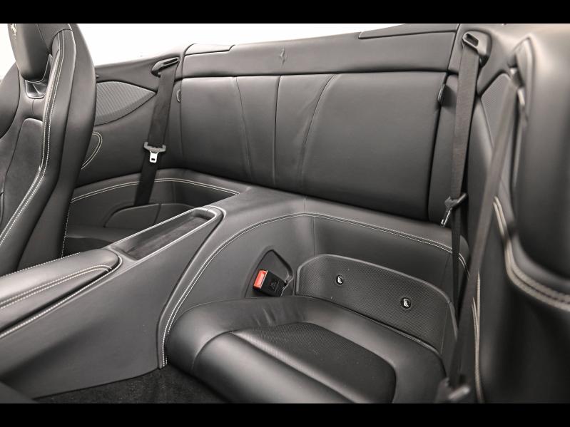 Voitures occasions FERRARI Portofino Base Paris