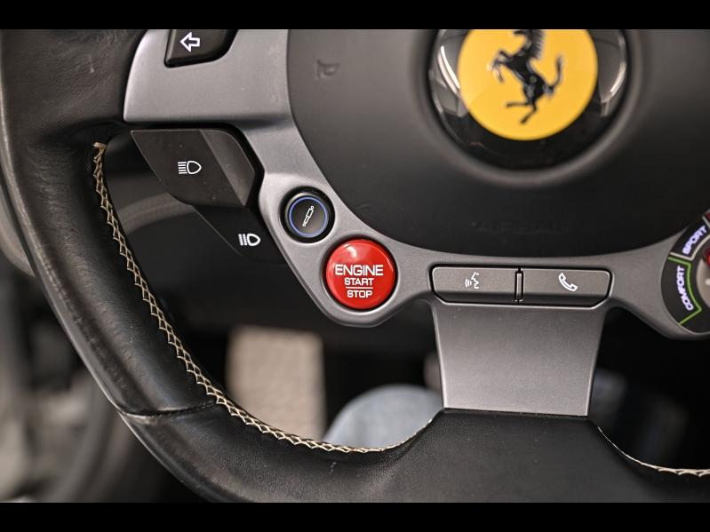 Voitures occasions FERRARI Portofino Base Paris