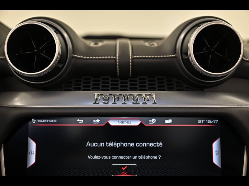 Voitures occasions FERRARI Portofino Base Paris