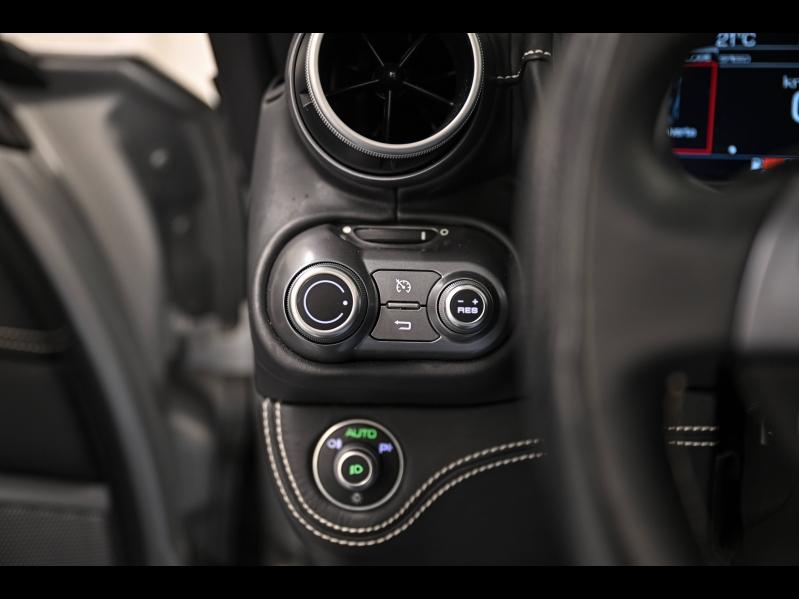Voitures occasions FERRARI Portofino Base Paris