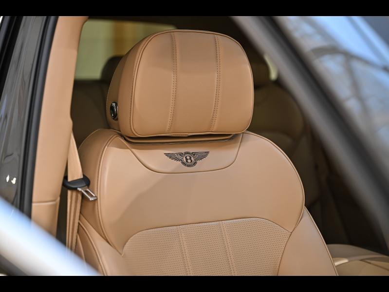 Voitures occasions BENTLEY Bentayga Base Paris