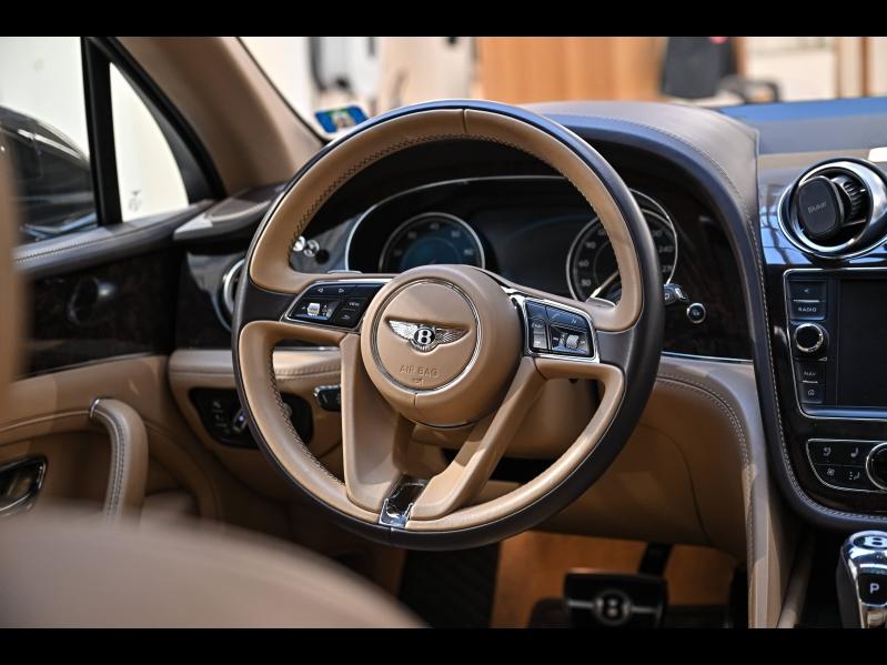 Voitures occasions BENTLEY Bentayga Base Paris