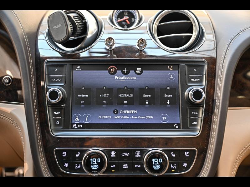 Voitures occasions BENTLEY Bentayga Base Paris