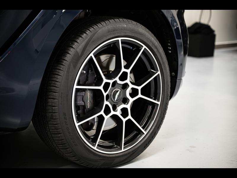 Voitures occasions ASTON MARTIN DBX Base Paris