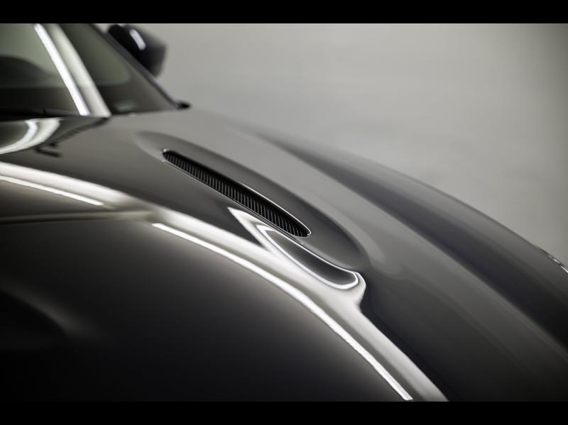 Voitures occasions ASTON MARTIN DBX Base Paris