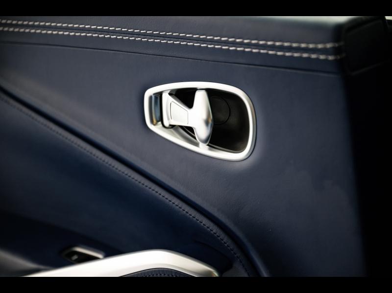 Voitures occasions ASTON MARTIN DBX Base Paris