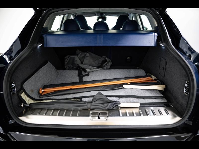 Voitures occasions ASTON MARTIN DBX Base Paris