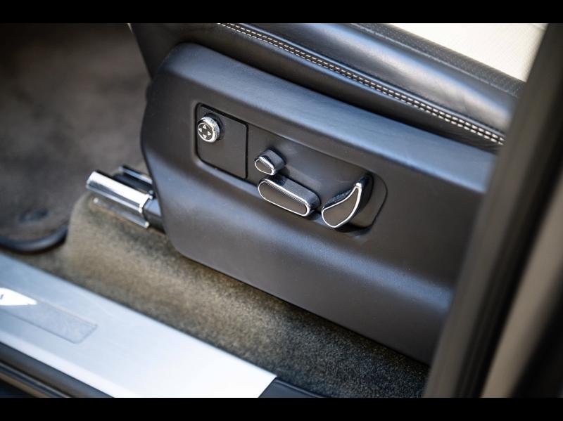 Voitures occasions BENTLEY Bentayga Base Paris