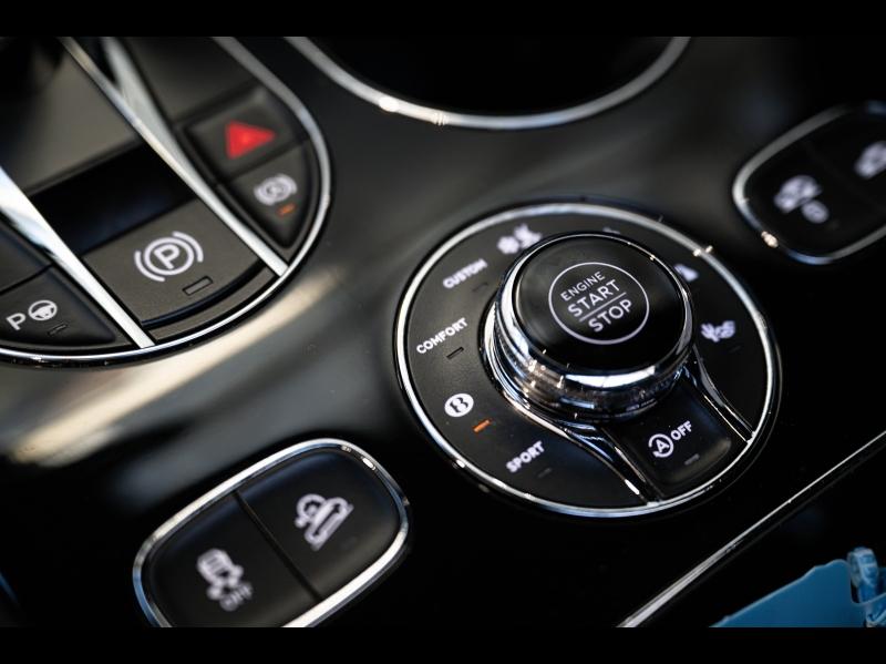 Voitures occasions BENTLEY Bentayga Base Paris