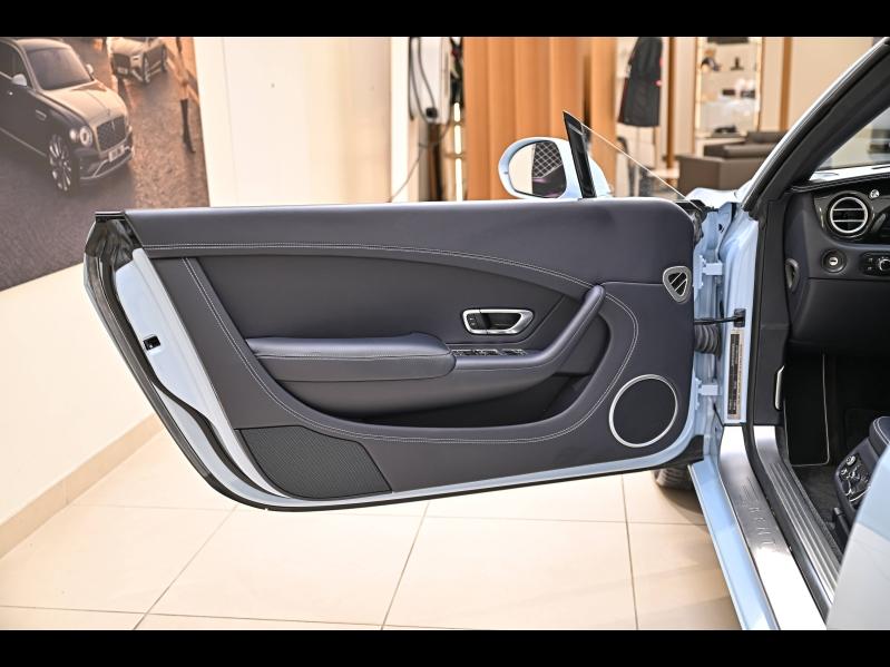 Voitures occasions BENTLEY Continental GTC Base Paris