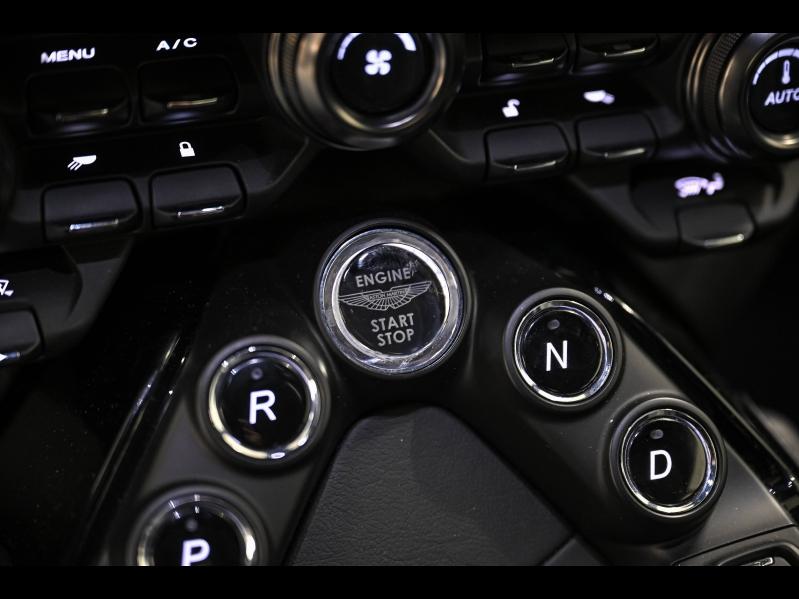 Voitures occasions ASTON MARTIN V8 Vantage Coupé Paris