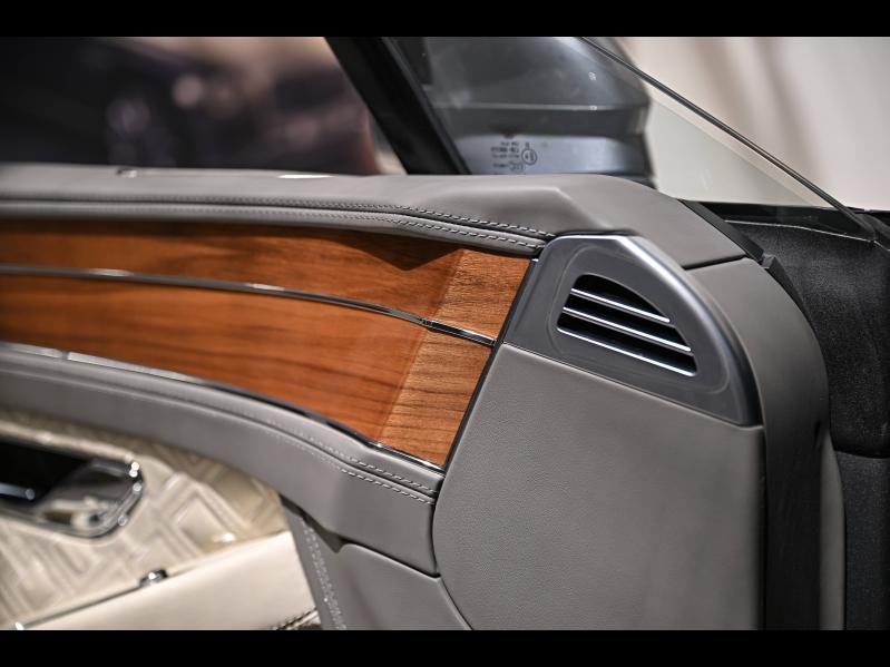Voitures occasions BENTLEY Continental GT Base Paris