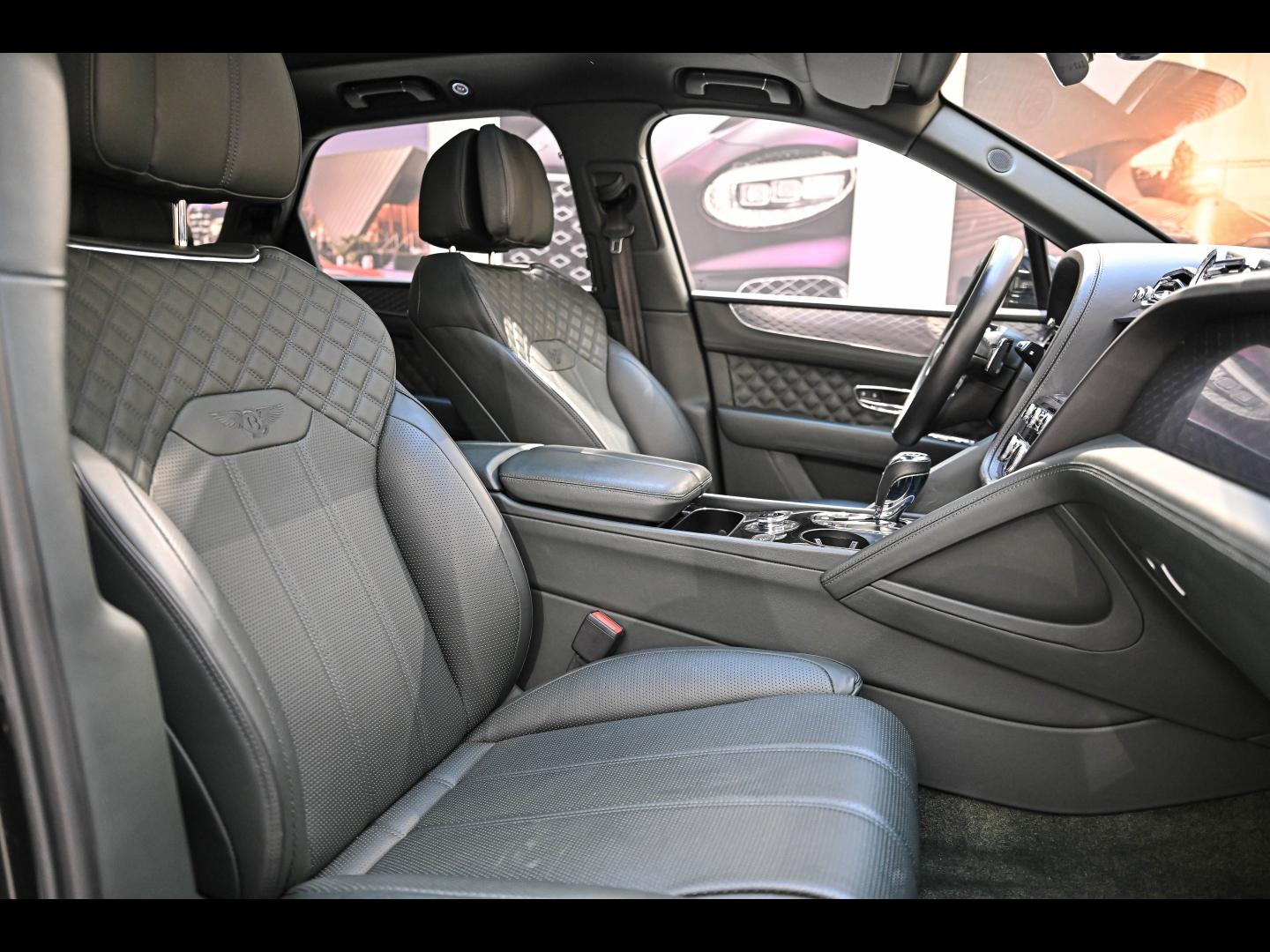 Voitures occasions BENTLEY Bentayga Base Paris