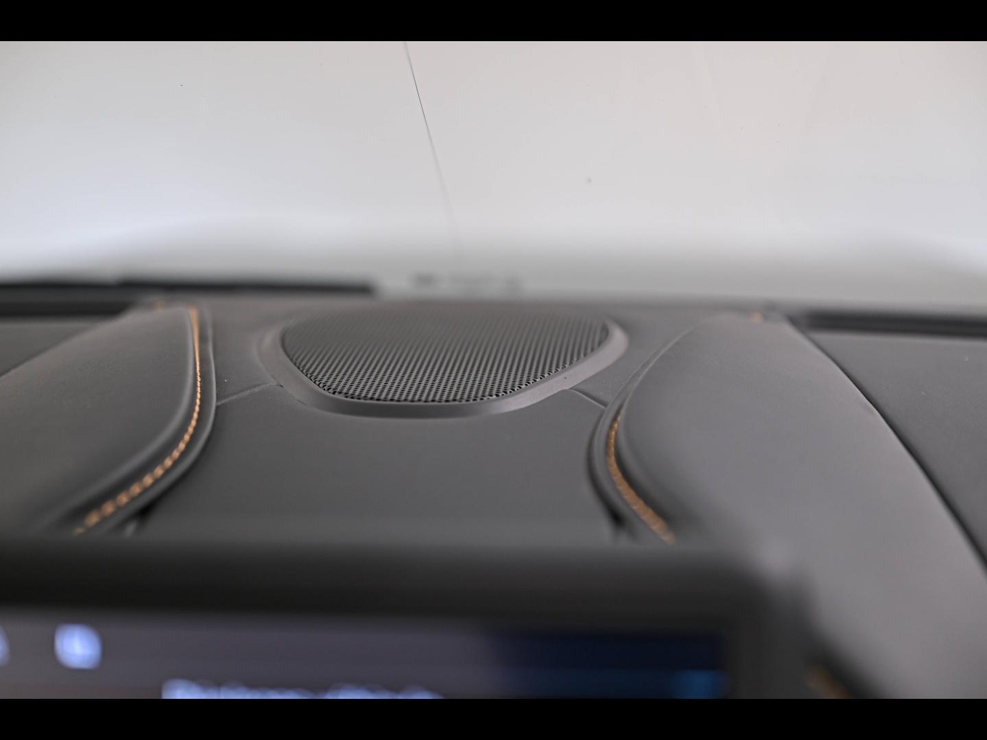 Voitures occasions ASTON MARTIN DBS Volante Superleggera Paris