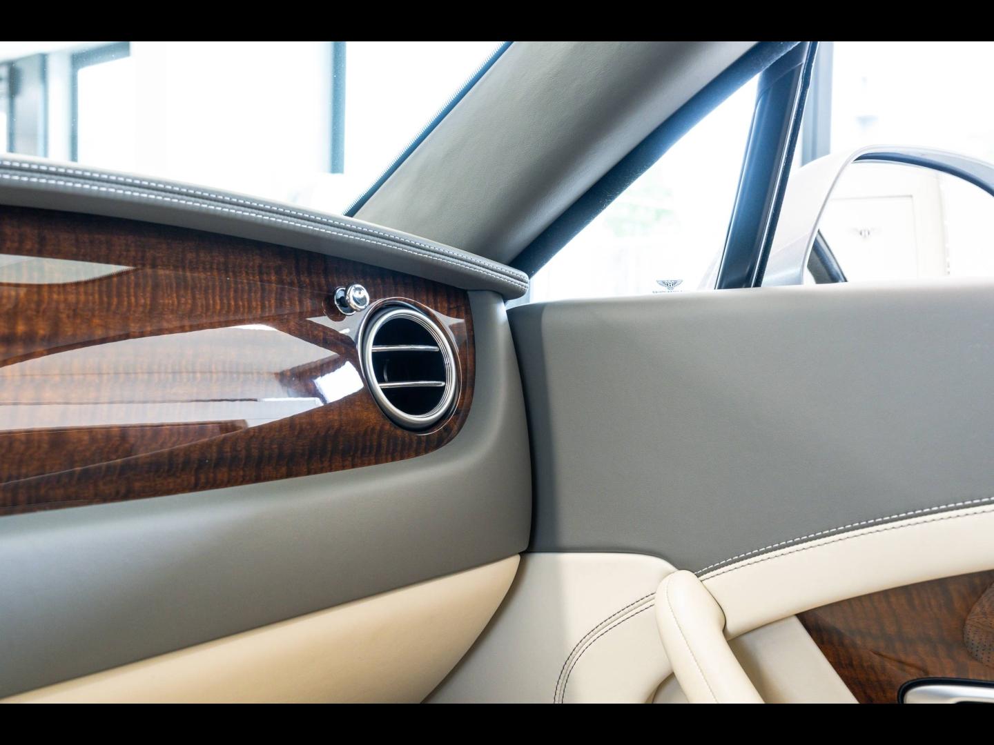 Voitures occasions BENTLEY Continental GT S Paris