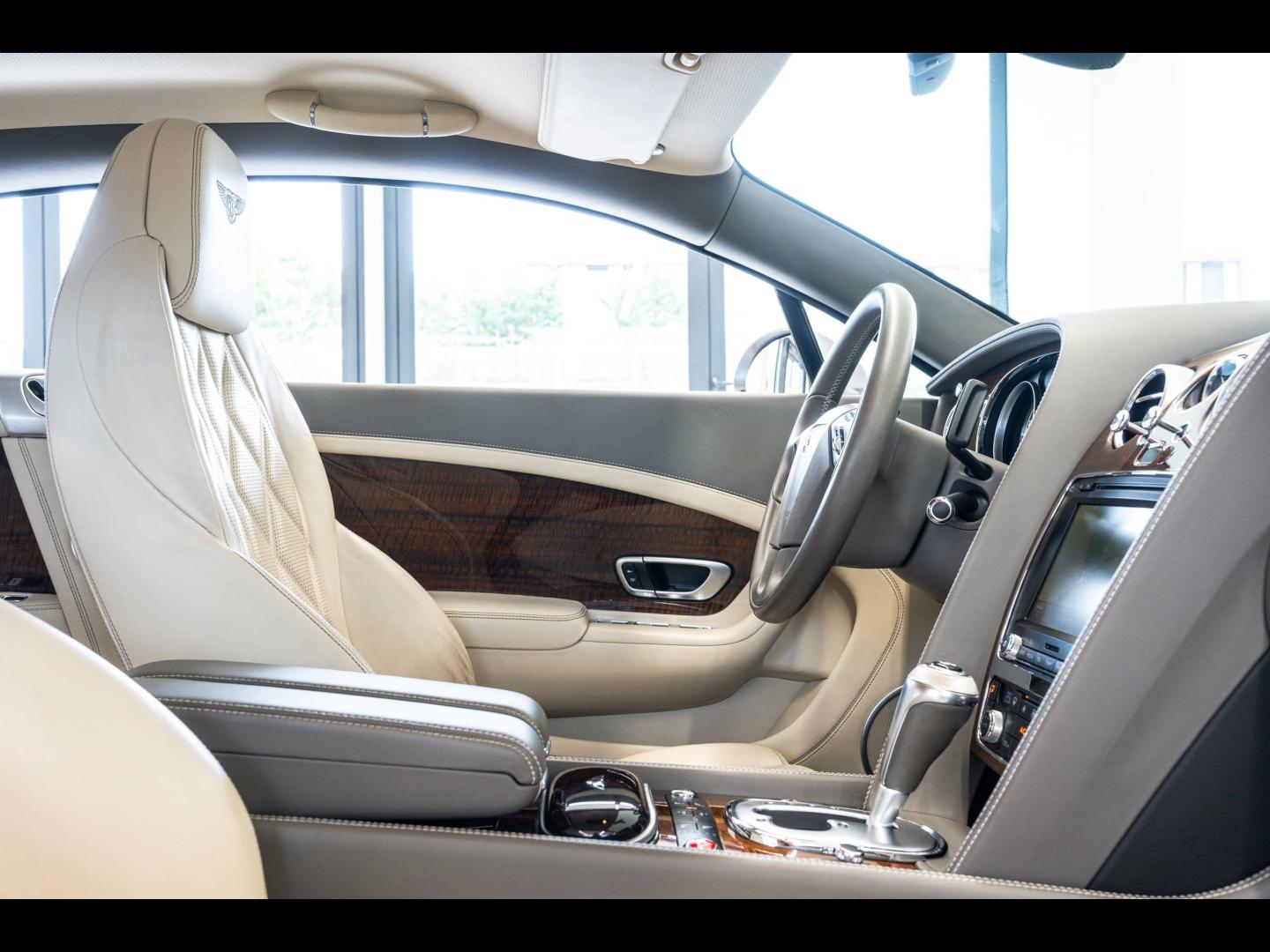 Voitures occasions BENTLEY Continental GT S Paris