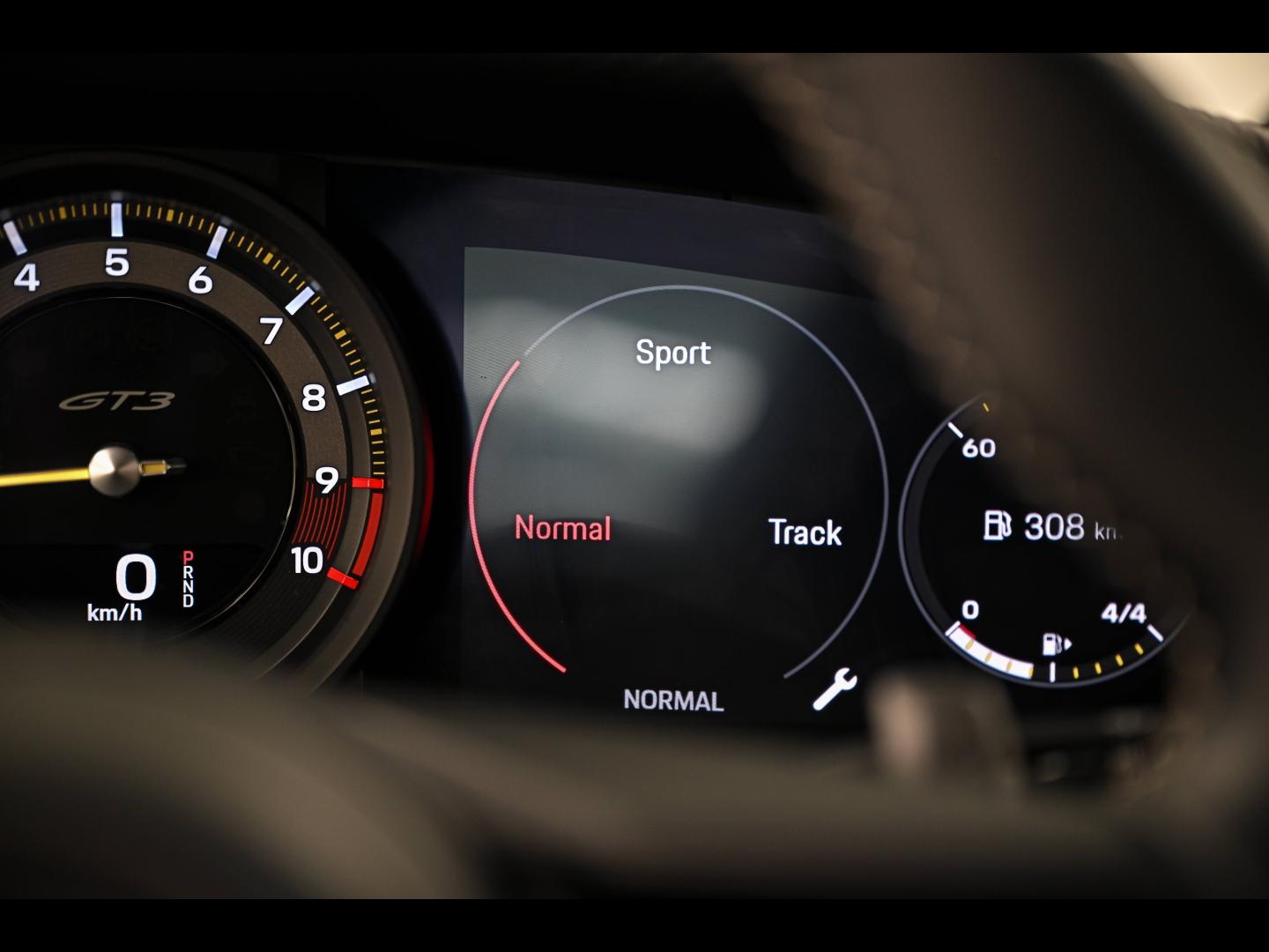 Voitures occasions PORSCHE 911 Coupe GT3 Paris