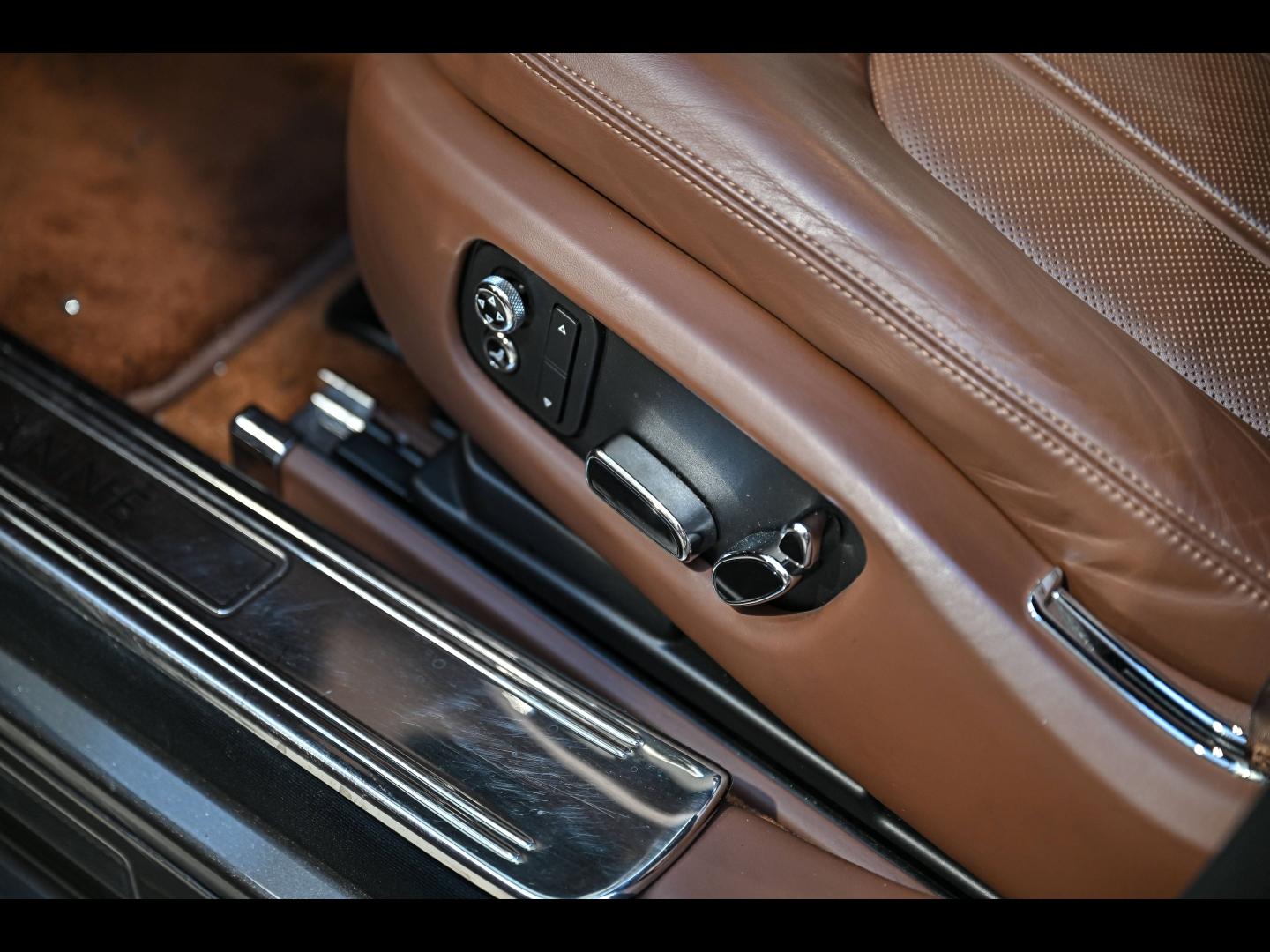 Voitures occasions BENTLEY Mulsanne Base Paris