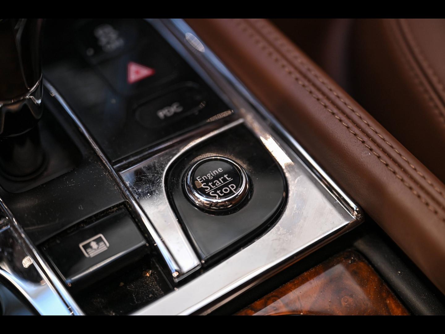 Voitures occasions BENTLEY Mulsanne Base Paris