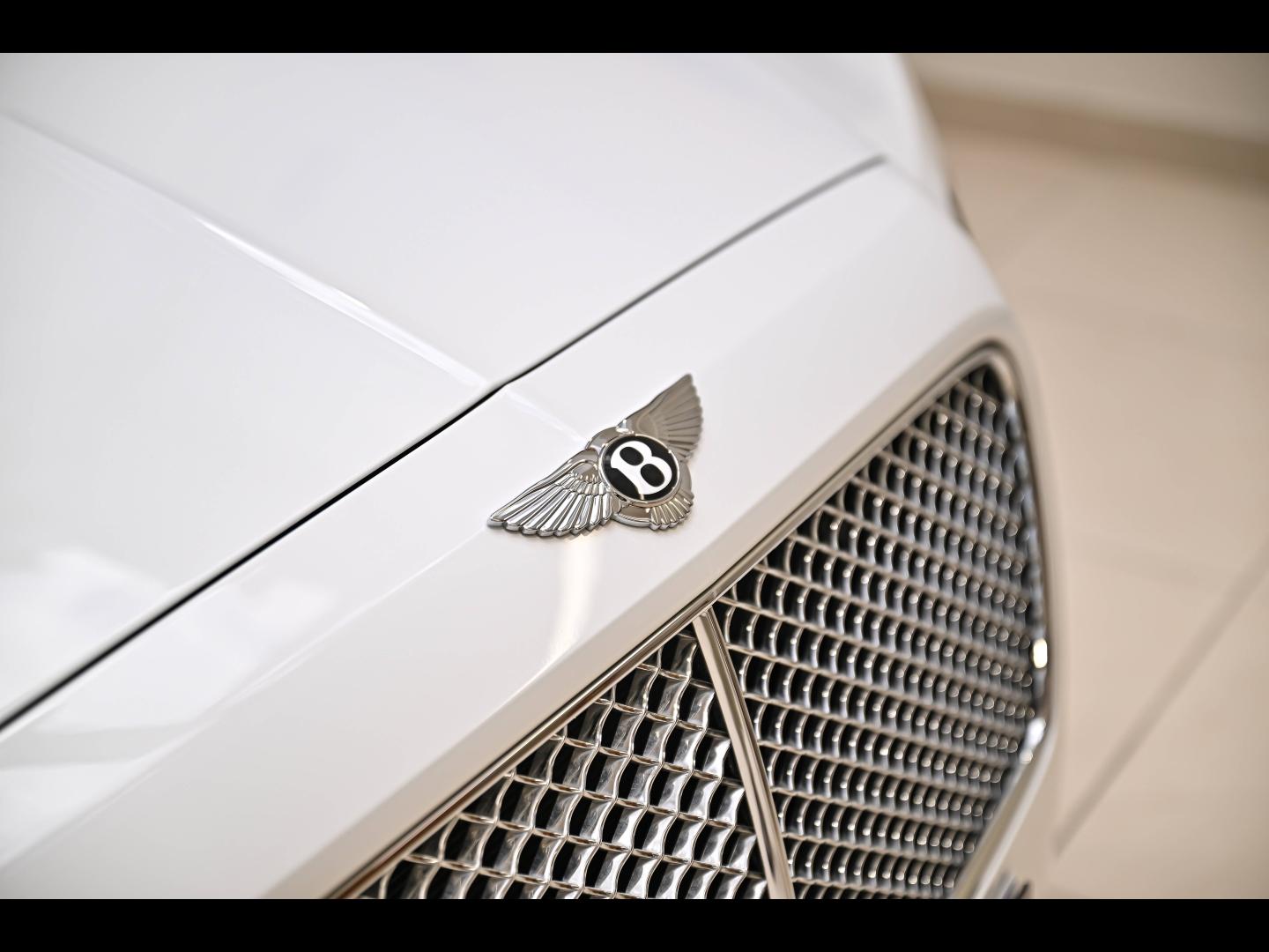 Voitures occasions BENTLEY Flying Spur Base Paris