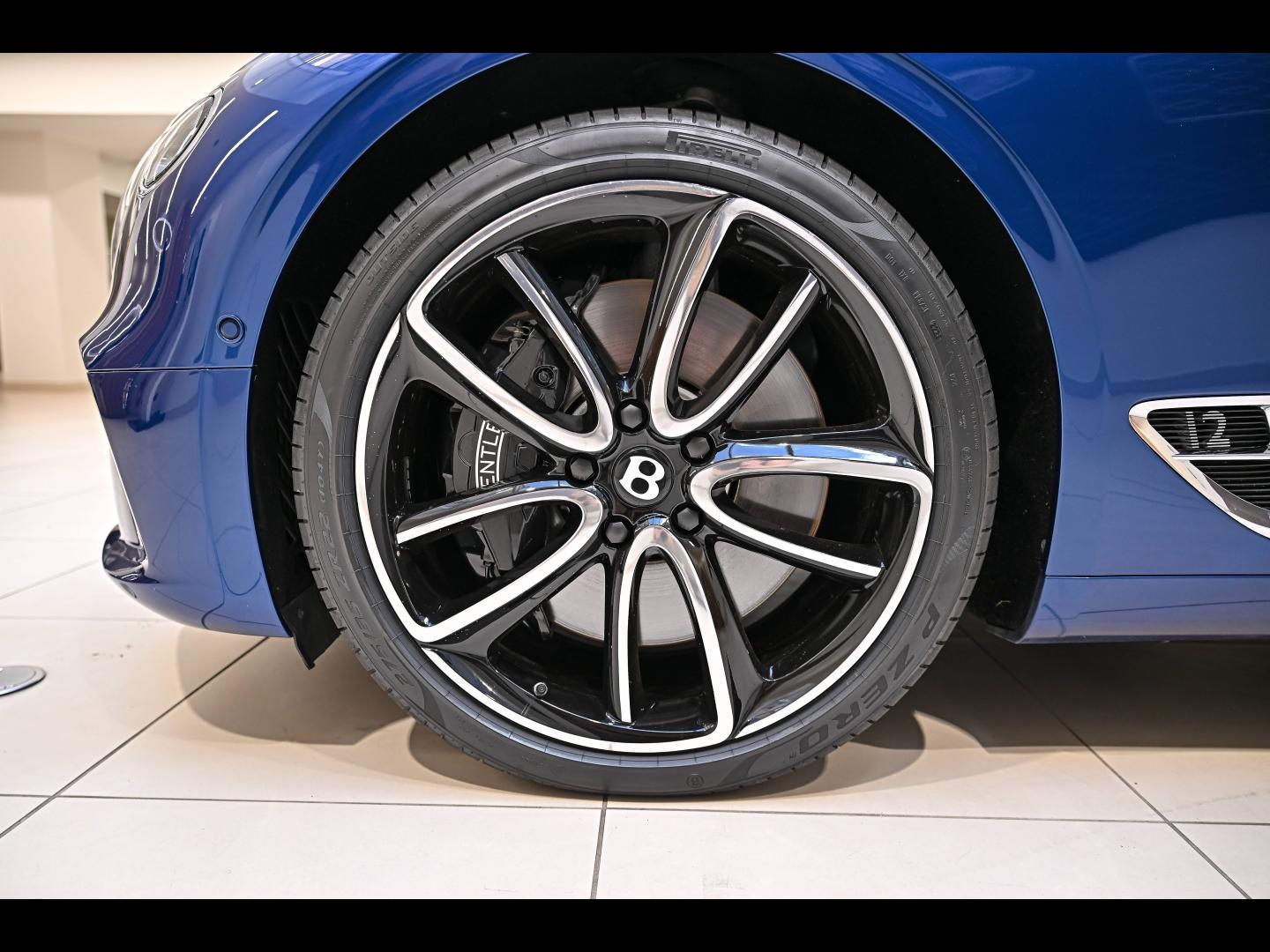 Voitures occasions BENTLEY Continental GT Base Paris