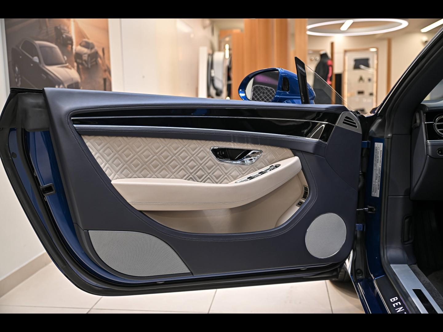 Voitures occasions BENTLEY Continental GT Base Paris