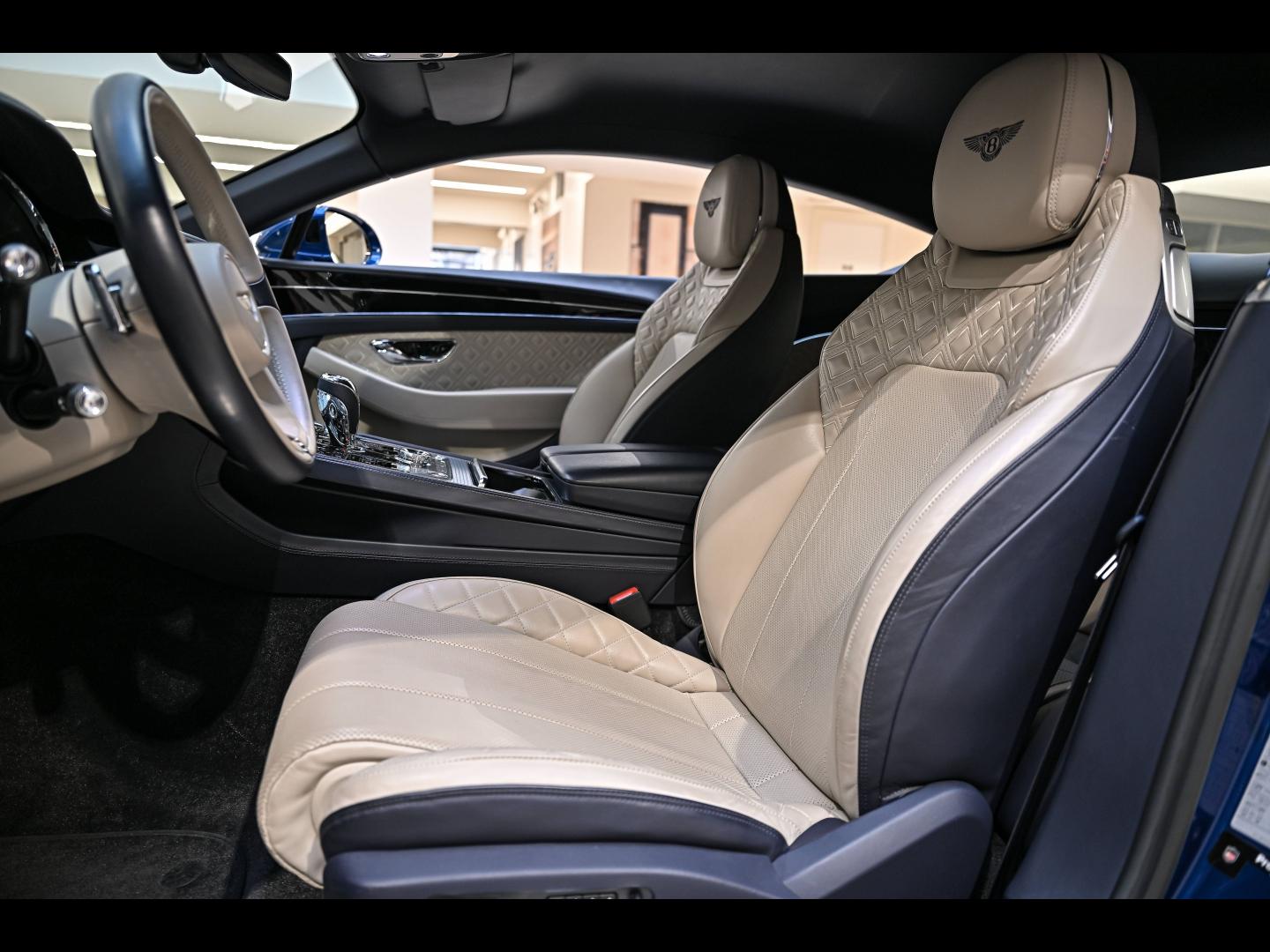 Voitures occasions BENTLEY Continental GT Base Paris